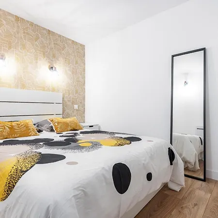 Loft Magnan - Parking - Ideal Couples -beach -tram & Supermarkets - New & Confort-ac Apartmán *