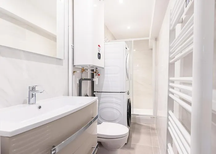 Apartmán Loft Magnan - Parking - Ideal Couples -beach -tram & Supermarkets - New & Confort-ac Nice