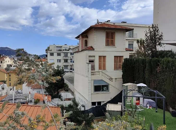 Loft Magnan - Parking - Ideal Couples -beach -tram & Supermarkets - New & Confort-ac Apartment Nizza