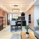 Loft Magnan - Parking - Ideal Couples -beach -tram & Supermarkets - New & Confort-ac Νίκαια