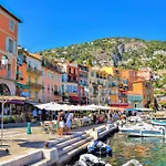 Loft Magnan - Parking - Ideal Couples -beach -tram & Supermarkets - New & Confort-ac * Νίκαια